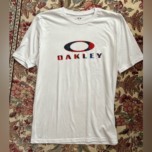 Oakley super soft comfy t-shirt tee regular fit size medium - Picture 1 of 2